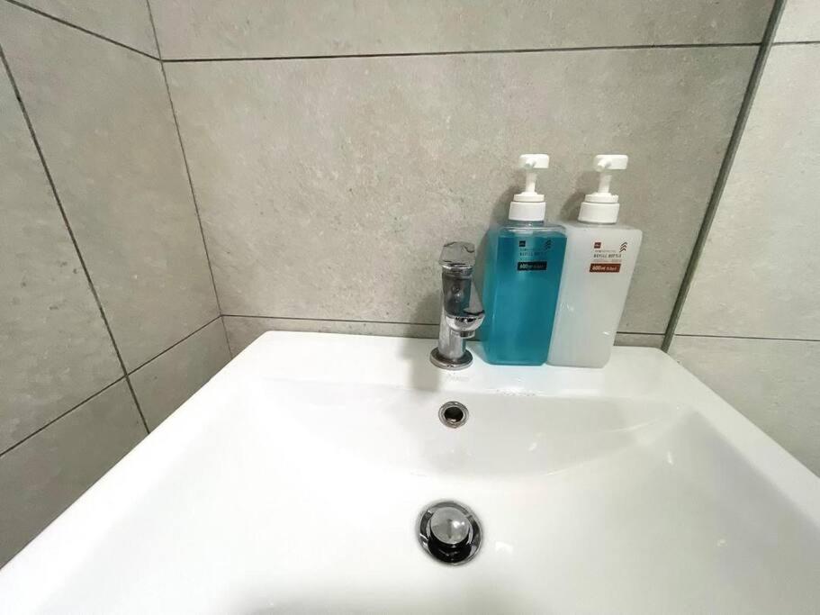 Tc Pj Cozy Peaceful House 1-10pax 3 Min To One U Kuala Lumpur